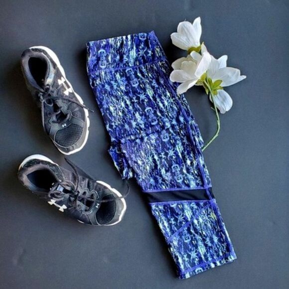 💍Gaiam Speckled print Capris - Picture 1 of 8